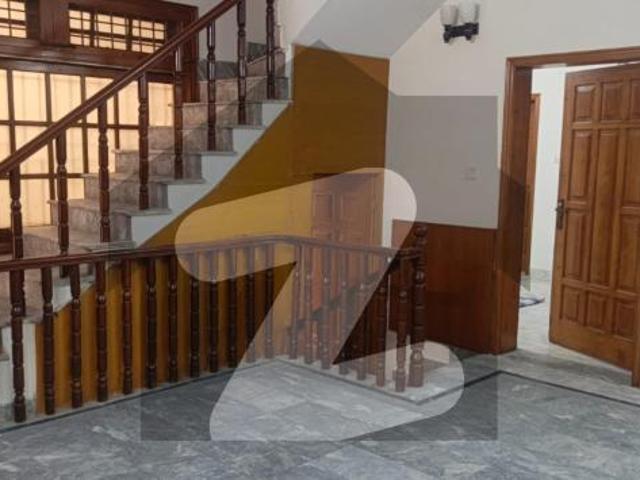 14 house available for rent in i 8/3 i 8