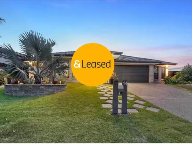 14 Lennox Circuit, POTTSVILLE House for rent Listed by Aline.