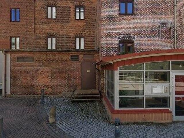 14 m2 lager uthyres i Lundby