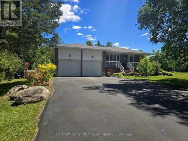 14 Manvers Drive, Kawartha Lakes, ON, L0B 1K0 house for sale | Listing ID X13488 | Royal LePage