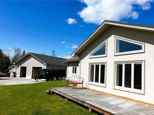 14 Maplewood Trail, Kagawong, ON, P0P 1J0 house for sale | Listing ID 2128 | Royal LePage