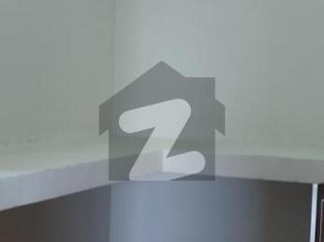 14 marla 4 bedroom apartment available for rent askari 11