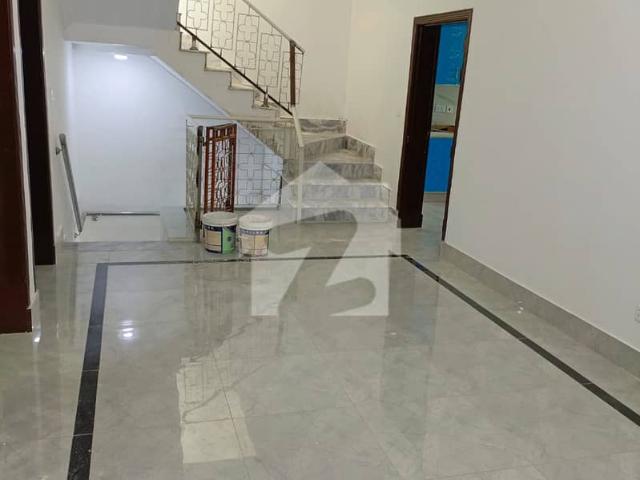 14 Marla Upper Portion For rent In I 8/4