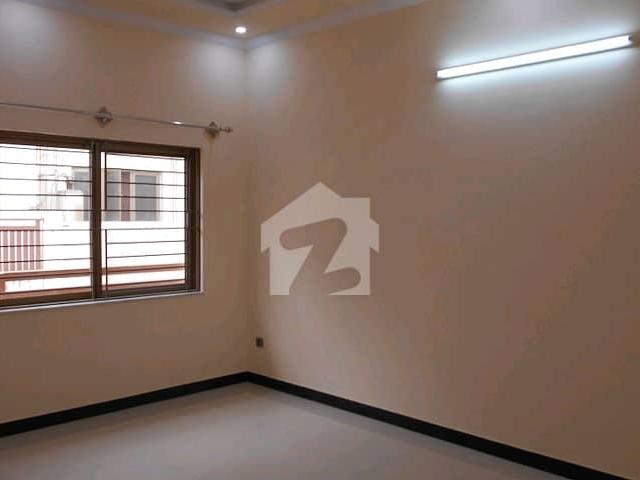 14 Marla Upper Portion Is Available For Rent