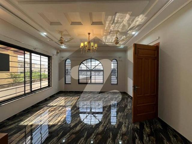 10 Marla Brand New House For Rent In G 13