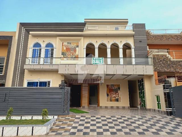 14 Marla Brand New House For Sale