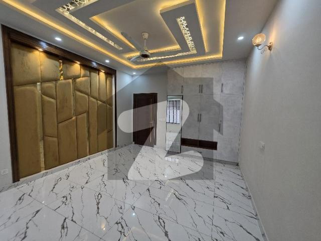 14 marla Brand New Modern House available For rent in Media Town