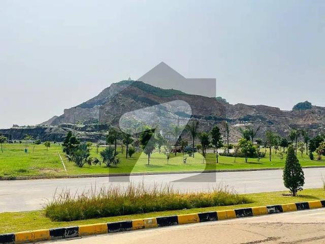 14 marla corner 40x80 solid plot for sale in b block faisal hills