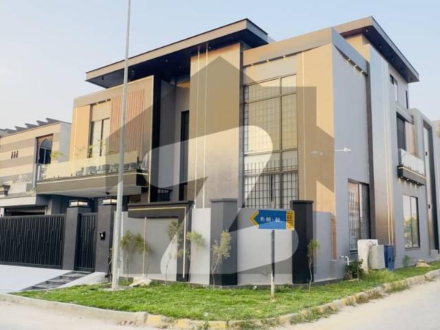 14 Marla Corner House A Perfect Blend of Luxury & Modern Architecture