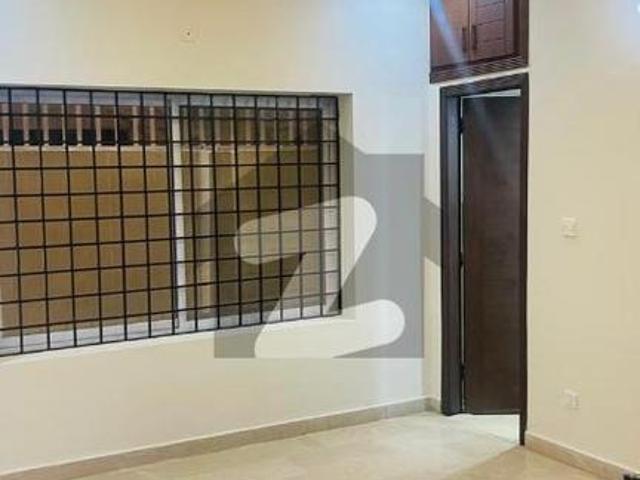 14 Marla Corner Triple Storey House For Sale In G 13