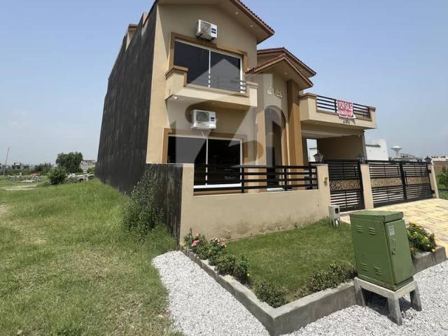 14 Marla Fully Furnished Luxury House for Sale