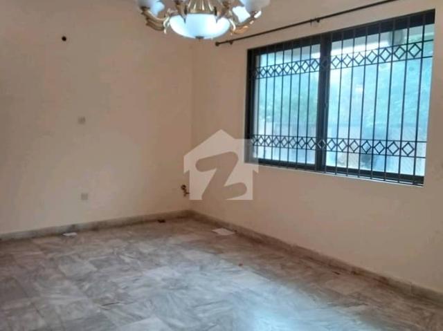 14 Marla House Up For rent In I 8/3