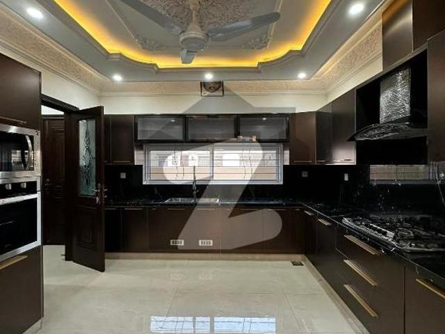14 Marla House Available For Sale In Bahria Town Phase 6