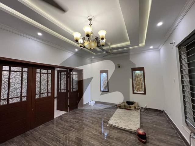 14 Marla Like New Ground Portion Available For Rent G 13/1