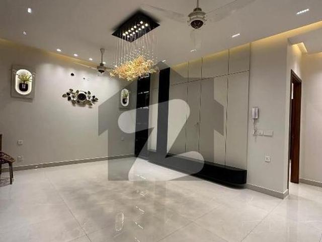 14 Marla Luxurious House Available In Muhammad Nagar street#1, Near Nadim Cafe Satiana Road Faisalabad Satiana Road