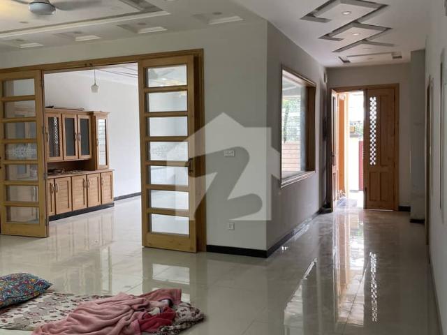 14 Marla Luxury Ground Floor For Rent in G13 Islamabad