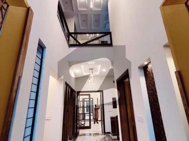 14 Marla Luxury Villa Is Available For Sale Shadman Colony