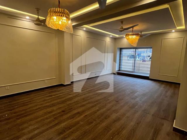 14 Marla Modern Designer House in Zaraj Housing Scheme