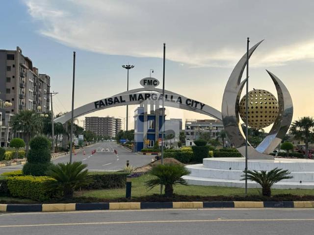 14 Marla plot avalible for sale in FMC faisal marglla city