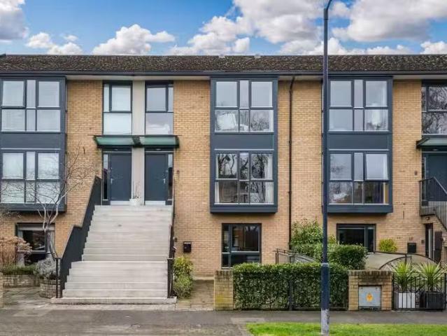 14 Merton Crescent, Mount Saint Annes, Milltown, Dublin 6, D06.