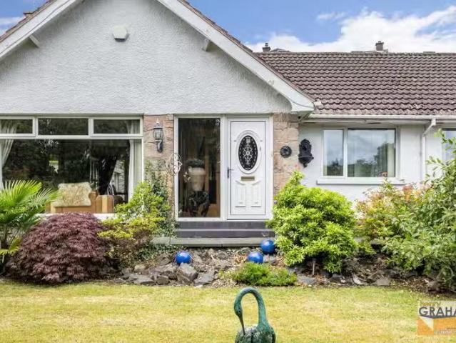 14 Moss Road