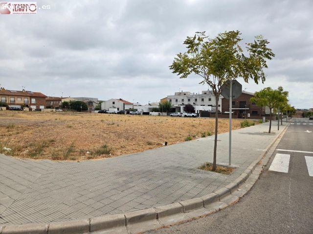 14 parcelas urbanas para construir casas adosadas en Llorenç del Penedès