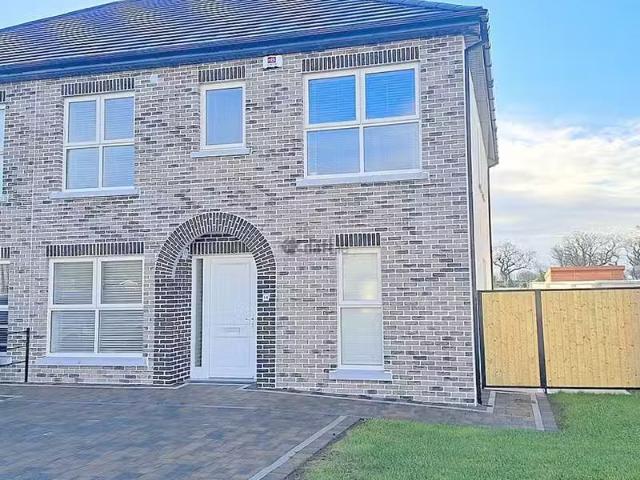 14 Priestown Avenue, Kilbride, Co. Meath is for rent