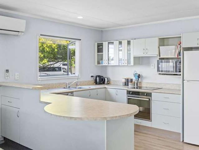 14 Rainsford St, Moturoa, New Plymouth