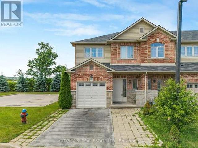 14 Redcedar Crescent, Hamilton, ON, L8E 0G3 house for lease | Listing ID X13609 | Royal LePage