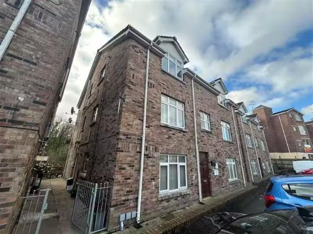 14 Riverview Meadows