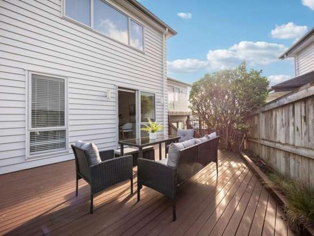 14 Sibling Court, Millwater, Rodney