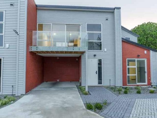 14 Sunlands Drive, Manurewa, Manukau City
