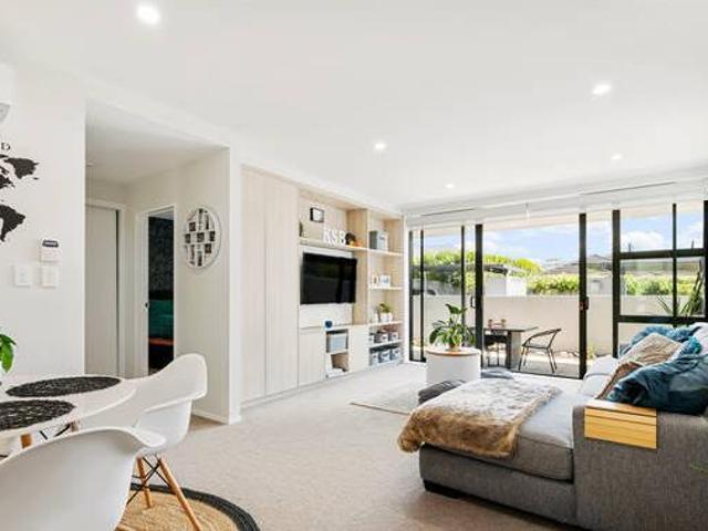 14a Blake Greens Silverdale