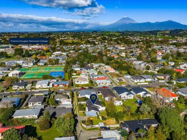 14A Walsh Road, Westown, New Plymouth