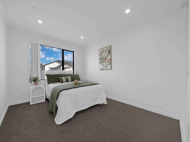 14C Alexander Avenue, Papatoetoe, Manukau City