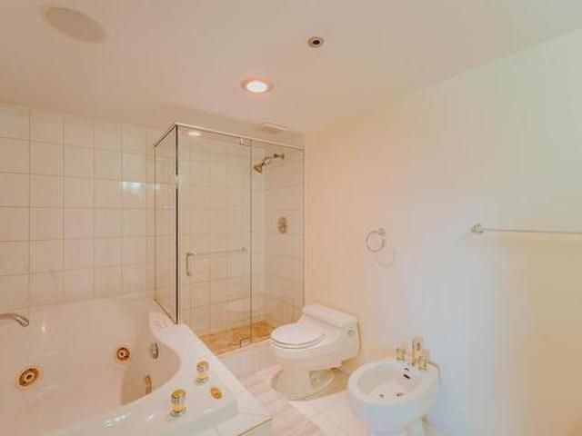 1504 10130 Street, Edmonton, AB, T5K 2S6 condo for sale | Listing ID E4424 | Royal LePage