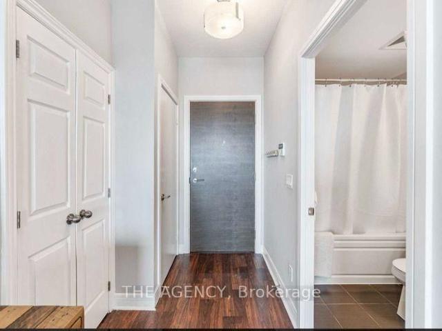1504 35 Brian Peck Crescent