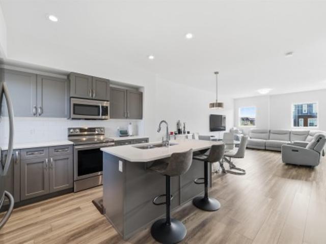 1506 Street, Edmonton, AB, T6W 4J8 house for sale | Listing ID E4489 | Royal LePage