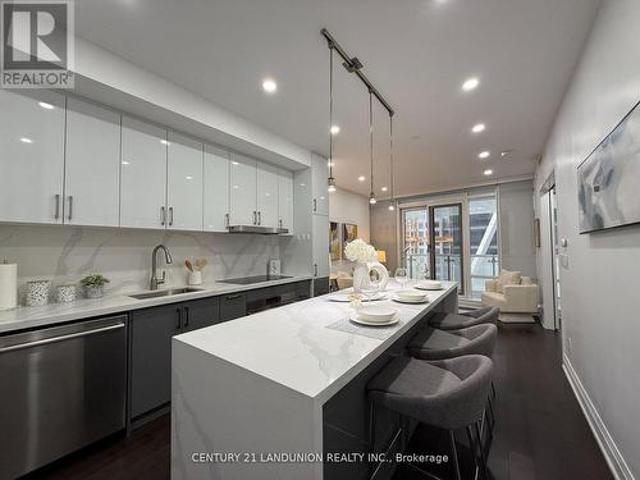 1508 1 Bloor Street E, Toronto, ON, M4W 0A8 condo for sale | Listing ID C13000 | Royal LePage