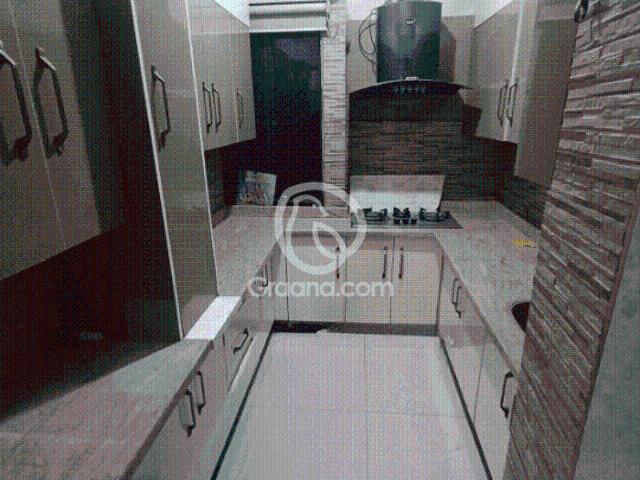 1500 Ft² Flat for Rent