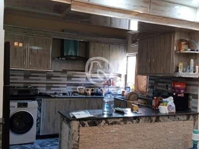 1500 Ft² Flat for Rent