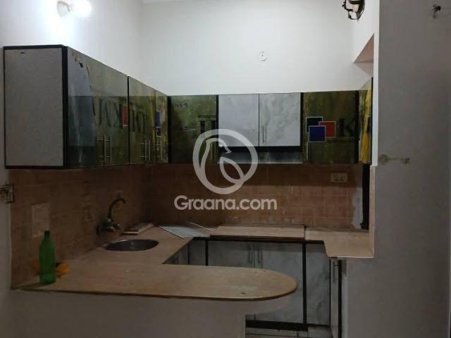 1500 Ft² Upper portion for Rent