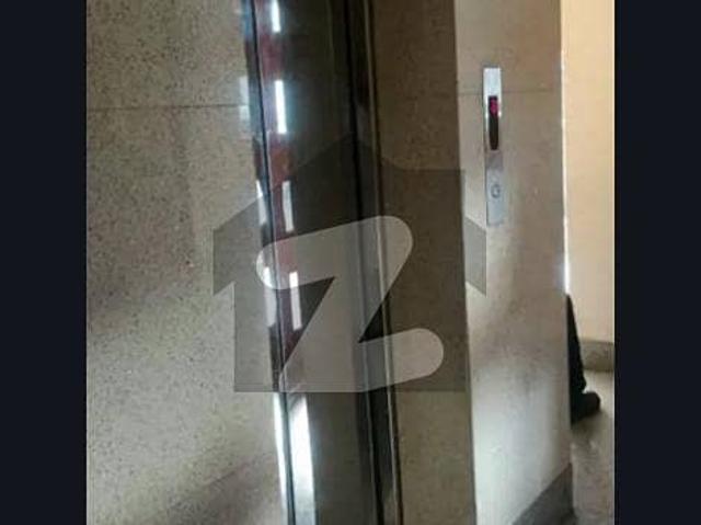 1500sqft Semi Furnished Office For Rent With Lift