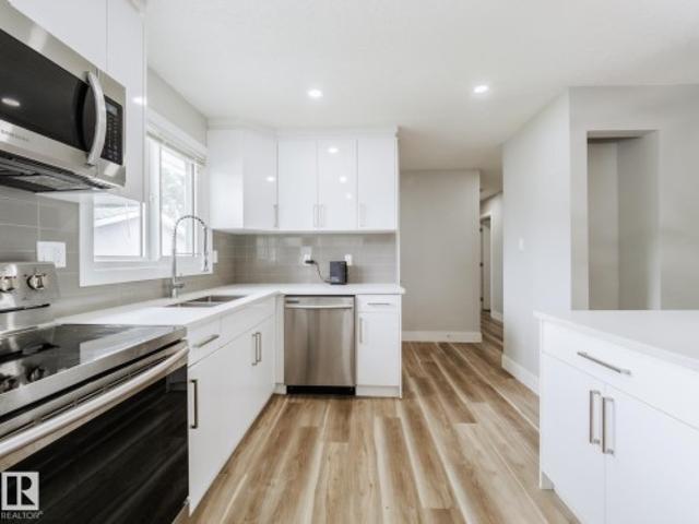 1501 Street, Edmonton, AB, T5A 1Y6 house for sale | Listing ID E4496 | Royal LePage