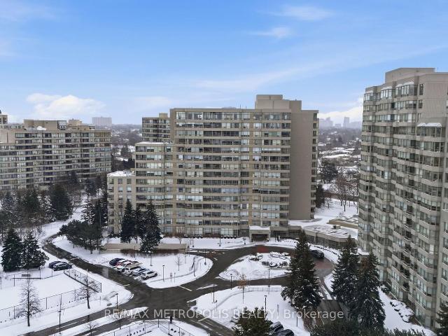 1501 11 Townsgate Drive, Thornhill | Sold, N13033 | Condos. Ca