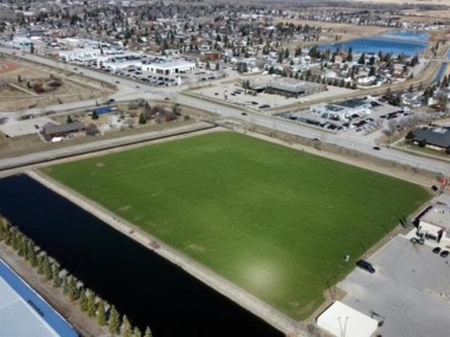 1501 12 Avenue Se, High River, AB, T2V 2B1 commercial for sale | Listing ID A2303 | Royal LePage