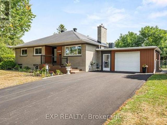 1502 Farnsworth Avenue, Ottawa, ON, K1H 7C3 house for sale | Listing ID X13623 | Royal LePage