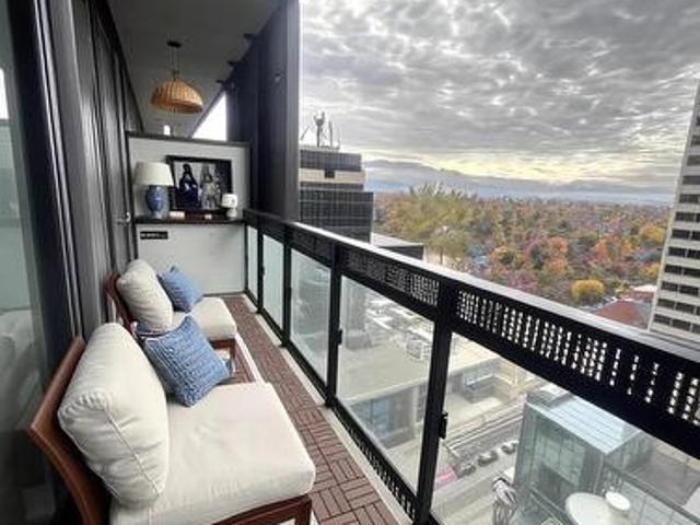 1503 8 Eglinton Avenue E, Toronto, ON, M4P 1A6 condo for sale | Listing ID C12096 | Royal LePage