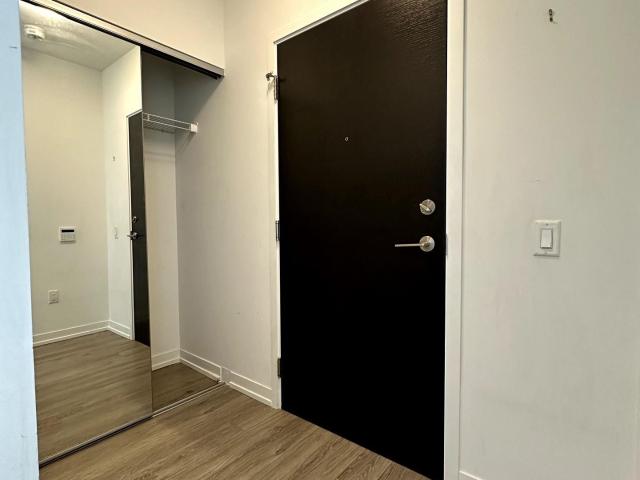 1503W 3 Rosewater Street, Richmond Hill | 2Beds/2Bath, Condo, $2,850/mo | Condos. Ca