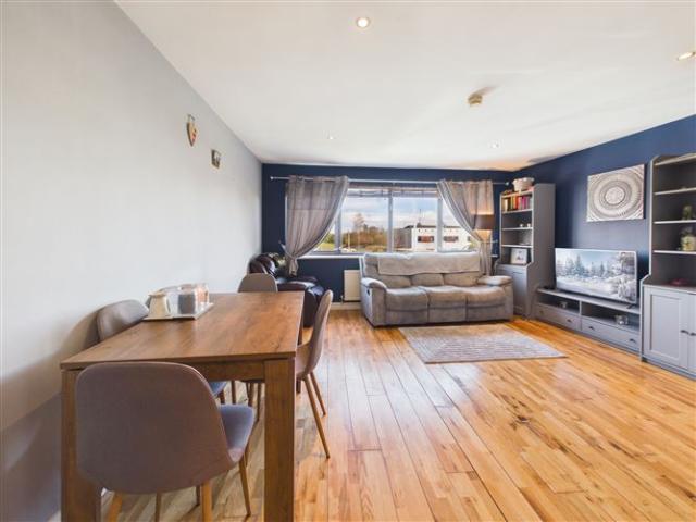 150,000 | 21B Corrán Riada, Monksland, Athlone, Co. Westmeath Sheehy Meares Real Estate 4991 MyHome. Ie Residential